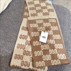UGG Tan and Cream Logo Knit Scarf